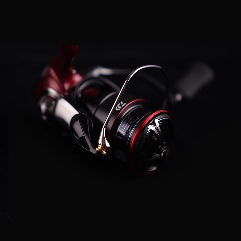 Máy câu cá DAIWA FUEGO CS LT 2 - đánh giá và giá Abu Garcia Reel Max